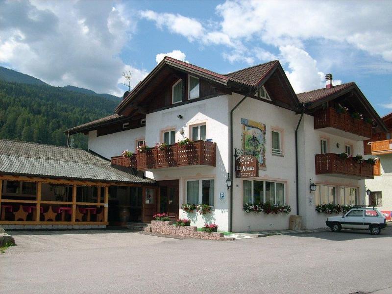 Hotel La Noria 코메차두라 외부 사진